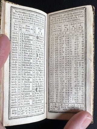 Le Calendrier de la Cour, tiré des Ephémerides ... Pour l’annee Mil sept cent trente-neuf. Imprimé pour la Famille Royale, et Maison de Sa Majesté.